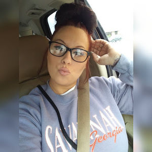 Meet your Posher, Kaci